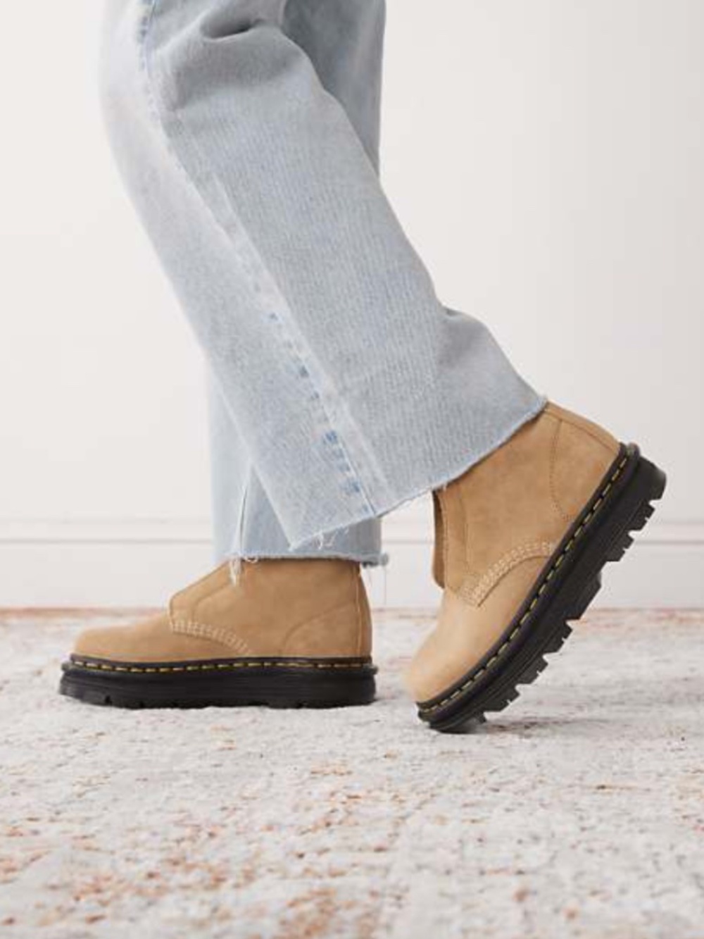 Dr. Martens Doc Martens ZebZag Laceless Suede Savanah Tan Chukka Chelsea Boots 8